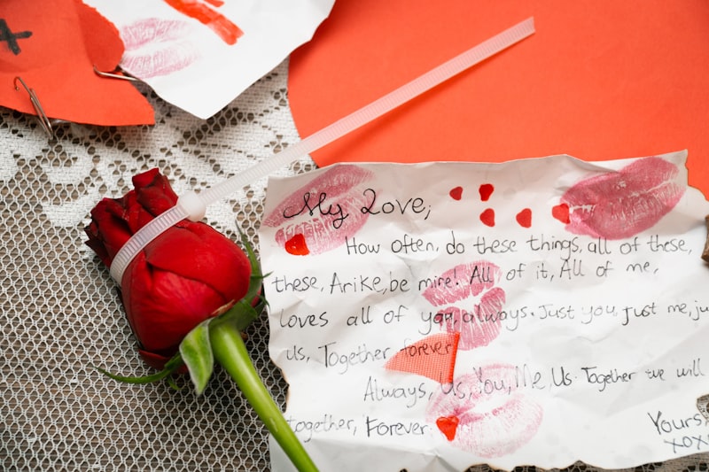Presente para namorado homem: carta escrita com amor como cápsula do tempo